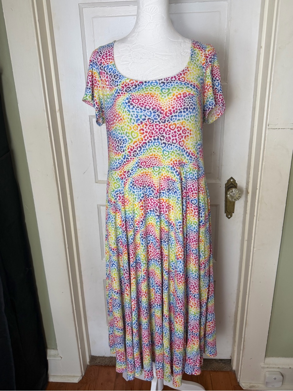 Posh Peanut x Lisa Frank Women’s Short Sleeve Maxi Dress
